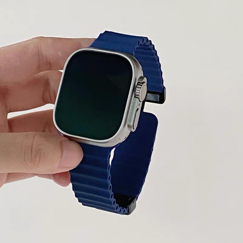 Ζώνη Apple Watch Ultra — Σιλικόνη με μαγνητικό κούμπωμα, απλό στυλ