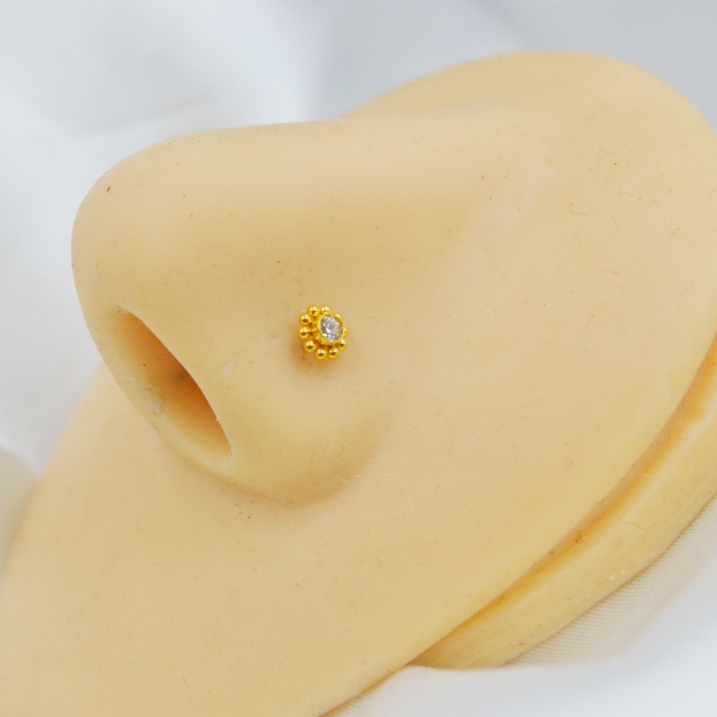 Pin nazal din aliaj de titan G23 cu floare de zirconiu, formă rotundă, prelucrare diamant, personalizabil