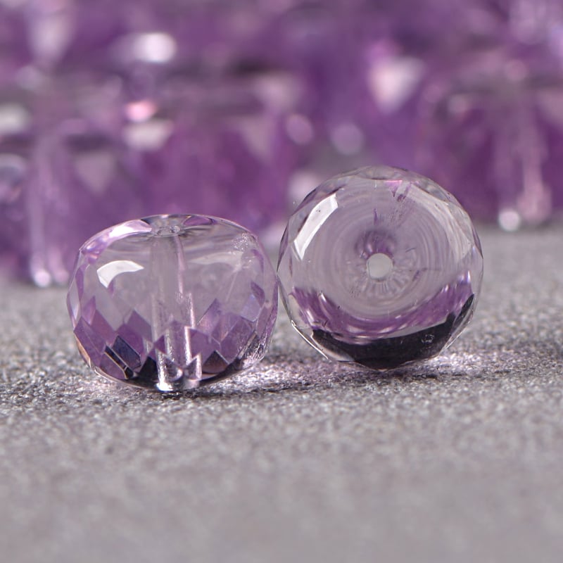 Kristály szabad gyöngyök, ametiszt kristály, barokk stílusú, kör gyöngyök, géppel feldolgozott