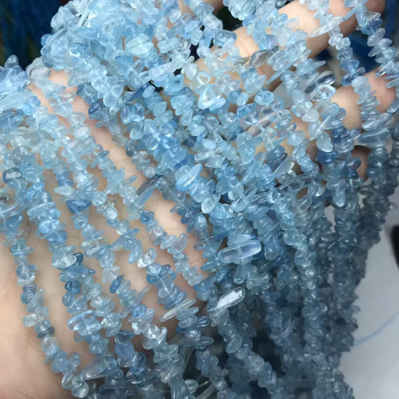 Mărgele de cristal pentru brățară și colier – Material: cristal; Tip cristal: transparent; Lansare: primăvara 2025