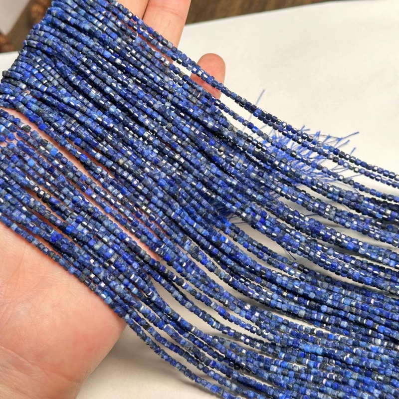 Mărgele DIY din Lapis Lazuli, tăiate pătrățos – lucioase, modele variate, stil modern
