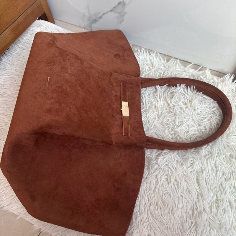 Demellier Wing Bag, Geantă Tote din piele naturală, închidere magnetică, formă orizontală pătrată, buzunar pentru telefon și documente, căptușeală Oxford, cu o curea de umăr