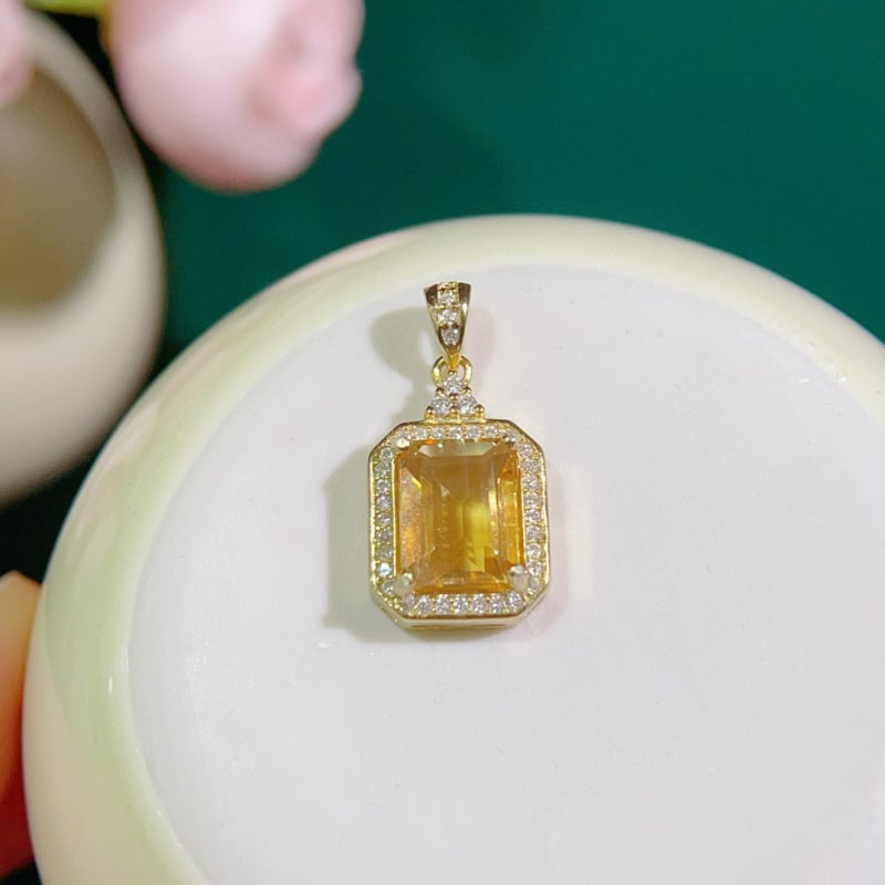 925 ezüst nyaklánc citrin kővel, geometriás design, beépített kő, minimalist stílus