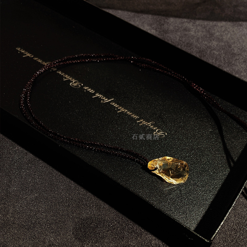 Colier cu citrin — piatră naturală citrin, lucrat manual, design original, Current brand (Material: Alte; Tratare: Manual; An/Sezonă: Vara 2024; Stil: Design original)