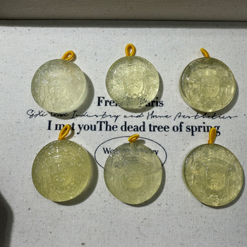 Geometriai kristály medálos nyaklánc, citrin kristály, fényes felület