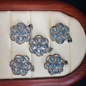 Kristálybeültetéses nyaklánc, geometriai forma, forgó medál, Tianbao Pavilion Jewelry