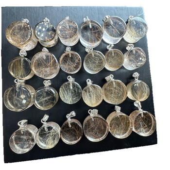 Μενταγιόν με κρύσταλλο σε φυσικό χρυσό τόνο, 925 ασήμι ρύθμιση, χωρίς πλευρικούς λίθους, στυλ ελαφριάς πολυτέλειας