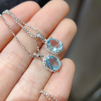 Akvamarin medálos nyaklánc 925-ös ezüstből, minimalist stílus