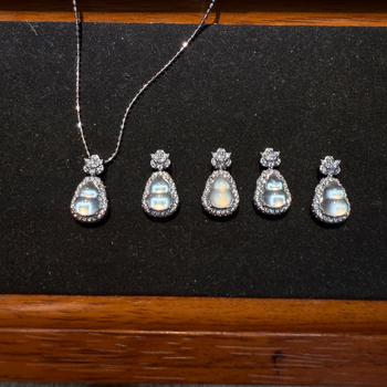 Nyaklánc kristályos ametiszt kövekkel, forma: Egyéb, feldolgozási technika: Seiko, márka Pantai (Anyag: Kristály; Kristály típus: Ametiszt; Forma: Egyéb; Feldolgozási technika: Seiko; Márka: Pantai)