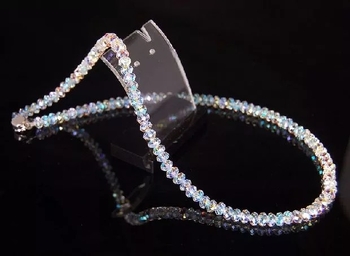 Nyaklánc | Gyöngyös lánc • Kristályos kezelés • Stílus: hullámzó, geometriai • Márka: Hui Xin Lan