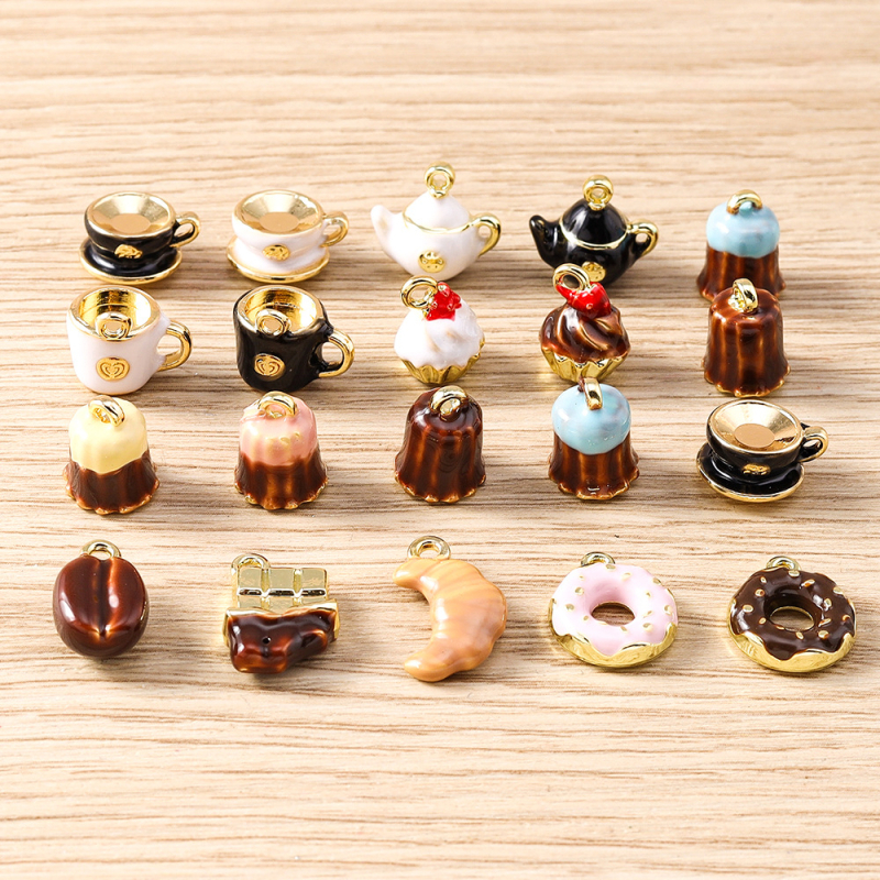 DIY ékszerkészítés kiegészítők – cinkötvözet – olajcseppentéses felület – minta: torta – 2025 nyári debütálás