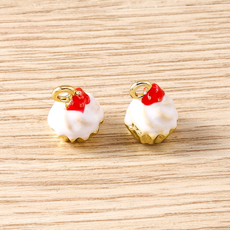 DIY ékszerkészítés kiegészítők – cinkötvözet – olajcseppentéses felület – minta: torta – 2025 nyári debütálás