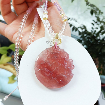 Kilencfarkú róka medálos nyaklánc, polírozott, állatövi forma, természet stílus, friss és édes, 2025 tavasz