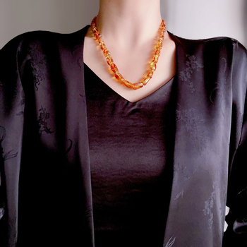 Colier din chihlimbar floral, design geometric, lucrat manual, stil simplu, primăvara 2025