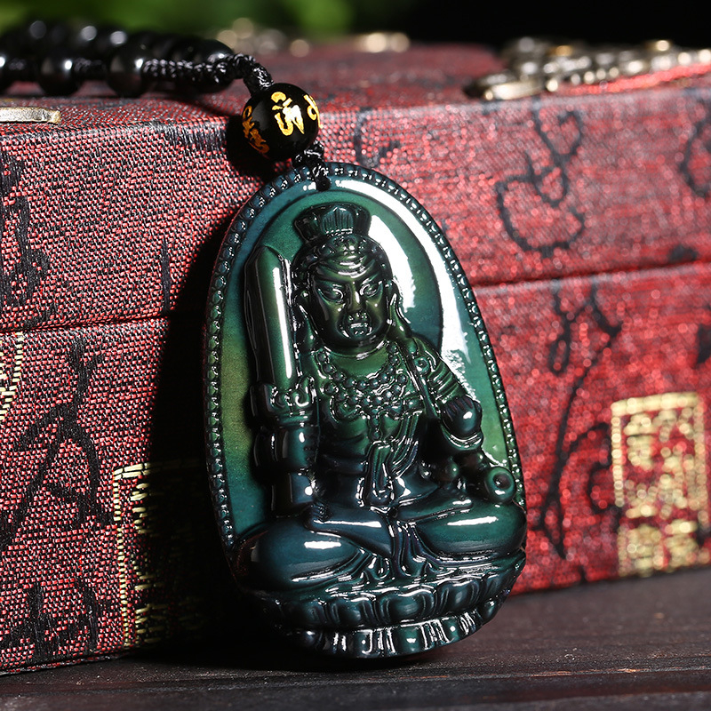 Privjesak od obsidijana s osobnim Buddha zaštitnikom i osam božanstava čuvara