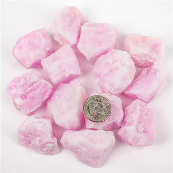 Kristály nyers kő — Idillikus stílus — Anyag: Kristály; Kategória: Kristály nyers kő; Csomagolás: tömeges