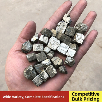 Dabīgs pyitīta-halkopirīta minerālu paraugs mācībām, kristāla dekors, 100-500 g, dabiskā virsma, dabiska izcelsme