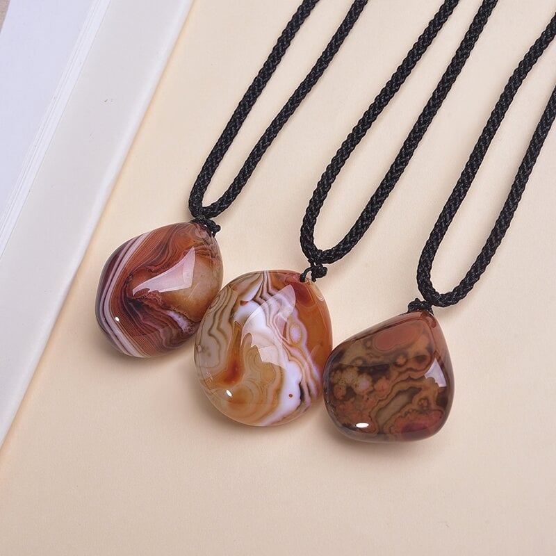 Agatni kristalni privjesak – moderan minimalistički stil, spreman za poklon za rođendan, putovanje ili zabavu