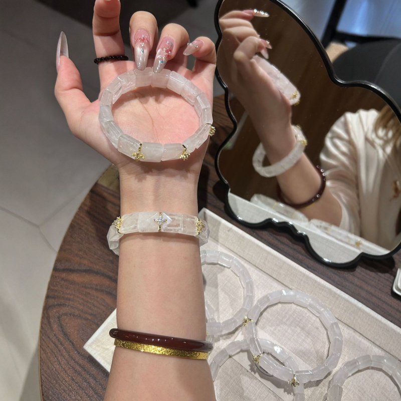 Narukvica od kristalnih perli, ručno izrađena, romb oblik, materijal White Ghost, podrijetlo Guangzhou, unisex