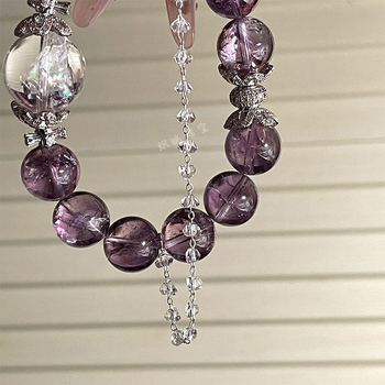 Βραχιόλι με αμέθυστο κρύσταλλο και κρυσταλλικά στοιχεία, κυκλοφορία άνοιξης 2025, στυλ ελαφριάς πολυτέλειας