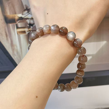 Qiaoen Brățară Crystal Moonlight pentru femei – stil proaspăt și chic; Material: cristal; Tip cristal: Moonlight; Brand: Qiaoen; Categoria: accesorii pentru mână