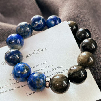 Női karkötő lápisz lazuli-ból, kézzel készített, geometriai stílus, irodalmi retro dizájn