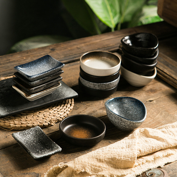 Японски стил керамична чиния за подправки и дипове – кръгла, с декоративен дизайн, глазирана повърхност, микровълнова безопасна