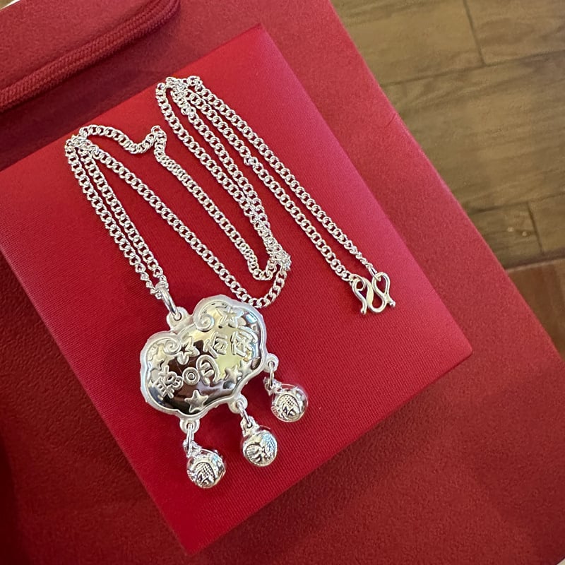 Бебешко колие от 999 сребро с амулет за дълголетие, ръчна изработка, винтовидна верига и медальон с форма животно/зодия