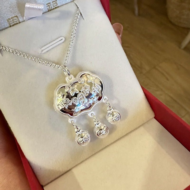 Бебешко колие от 999 сребро с амулет за дълголетие, ръчна изработка, винтовидна верига и медальон с форма животно/зодия