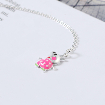 Kakloji su kiaulytės pakabuku, 925 sidabras, kryžminė grandinė, vaikų/animacinis stilius (pakabukas kiaulė; 925 sidabras; kryžminė grandinė; vaikų/animacinis stilius; personalizavimas prieinamas)