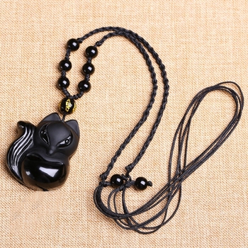 Colier cu pandantiv vulpe — obsidian imitat și jad, cap de vulpe, lanț cu bile, temă animale/Zodiac