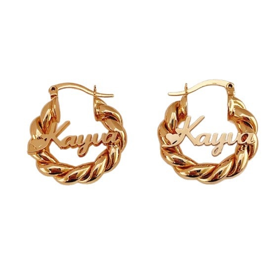 Naušnice kružni, od nehrđajućeg čelika, slova imena, elektropliranje, ljeto 2025, lagani luksuz, za žene