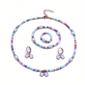 Laste boheemlaste stiiliga juveelide komplekt: kaelakee, käevõru, sõrmus ja kõrvarõngad; sulam, 9K puhtus; karabiid kasti tüüpi; õli tilgutamise viimistlus