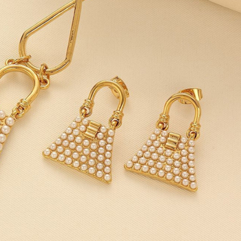 Set od tri dijela: lanac, naušnice i torbica; legura; elektroplatiranje; etnički stil; uzorak Kitty/Snoopy