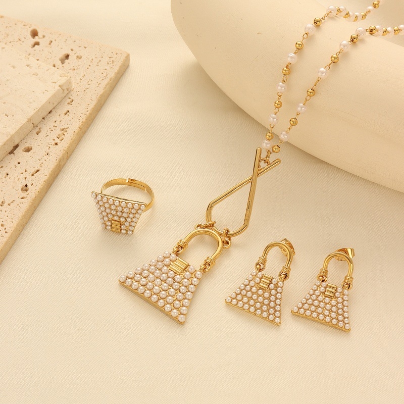 Set od tri dijela: lanac, naušnice i torbica; legura; elektroplatiranje; etnički stil; uzorak Kitty/Snoopy