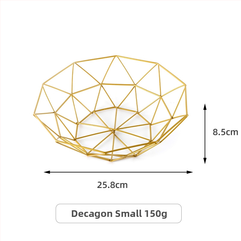 Vasból készült szabálytalan alakú gyümölcskosár konyhához és nappaliba, vízelvezető és tároló funkció, világos luxus retro stílus