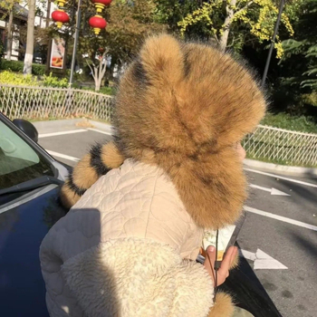 Зимна шапка с пухено опашче от ракун, топли уши, куполен стил, унисекс, за деца и възрастни над 10 г, модел зима 2025