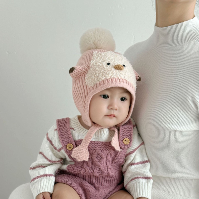Vilnonė kūdikio kepurė su ausų apsauga – žieminė megztinė, be krašto, apvalus viršus, INS stilius
