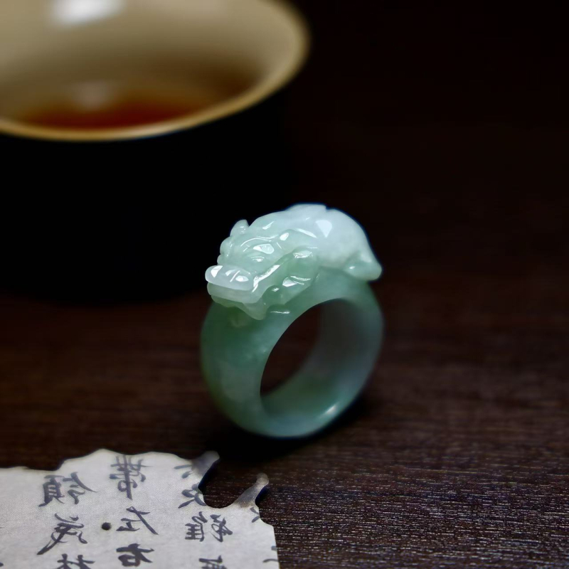 Jadeito Pixiu žiedas vyrams, ledinio vaško išgraviruotas žvėries totemas su sertifikatu