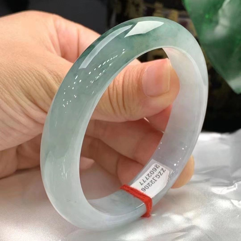 Jade apyrankė su auksiniu įdėklu, ledinio tipo jad, plaukiojančių gėlių motyvas, rankų darbas, retro stilius, unisex