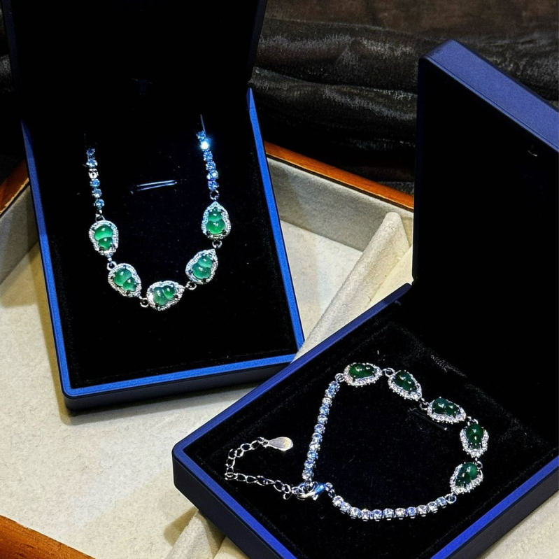 Jade karkötő geometriai mintával és gyémántbevonattal, nőknek, friss stílus, ajándék munkatársaknak