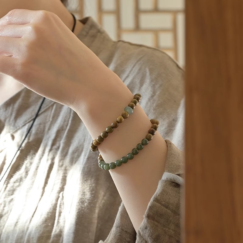 Crystal Wing unisex ručno izrađena narukvica od prirodnog kristala – jednostavan stil