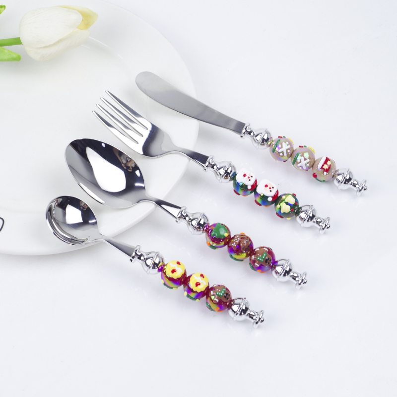 Set tacâmuri din oțel inoxidabil 304 — lingură, lingură de desert și furculiță, lucrat manual, finisaj oglindă