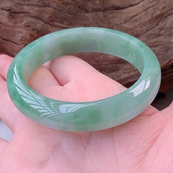 Természetes jade karkötő, friss és édes stílus; Eredet: Lijiang, Yunnan; Kategória: karkötők