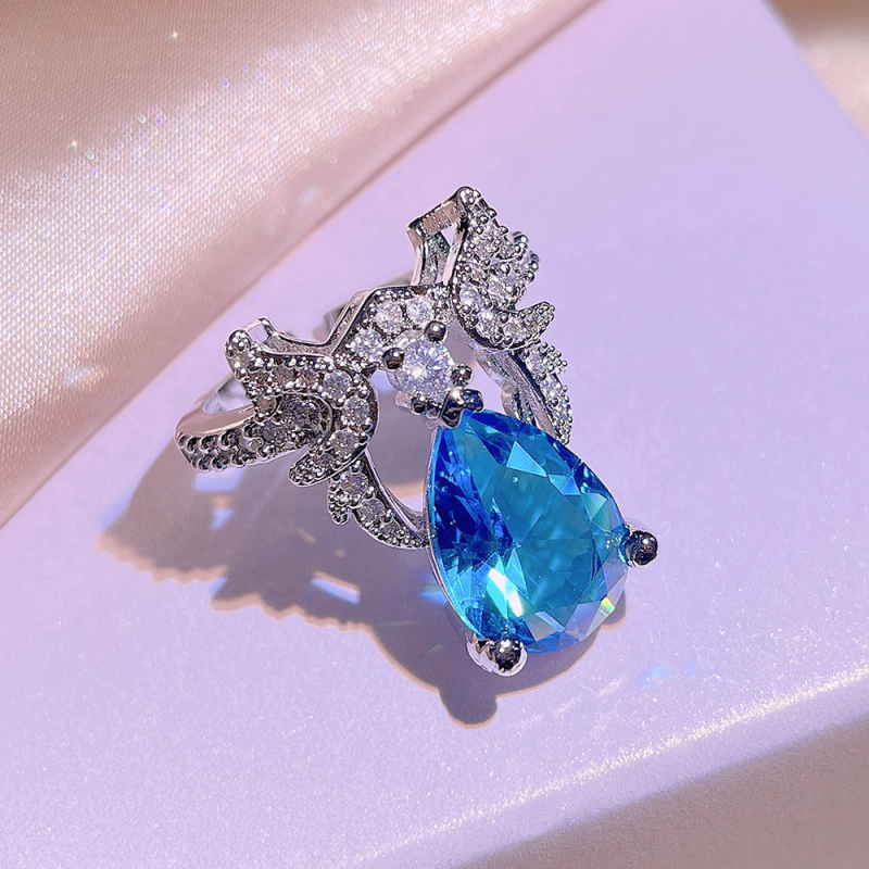 Trodijelni bakreni set nakita s križnim lancem, elektroplatiranje, privjesak od umjetnog kristala, kvadratni uzorak (naušnice, ogrlica, narukvica)