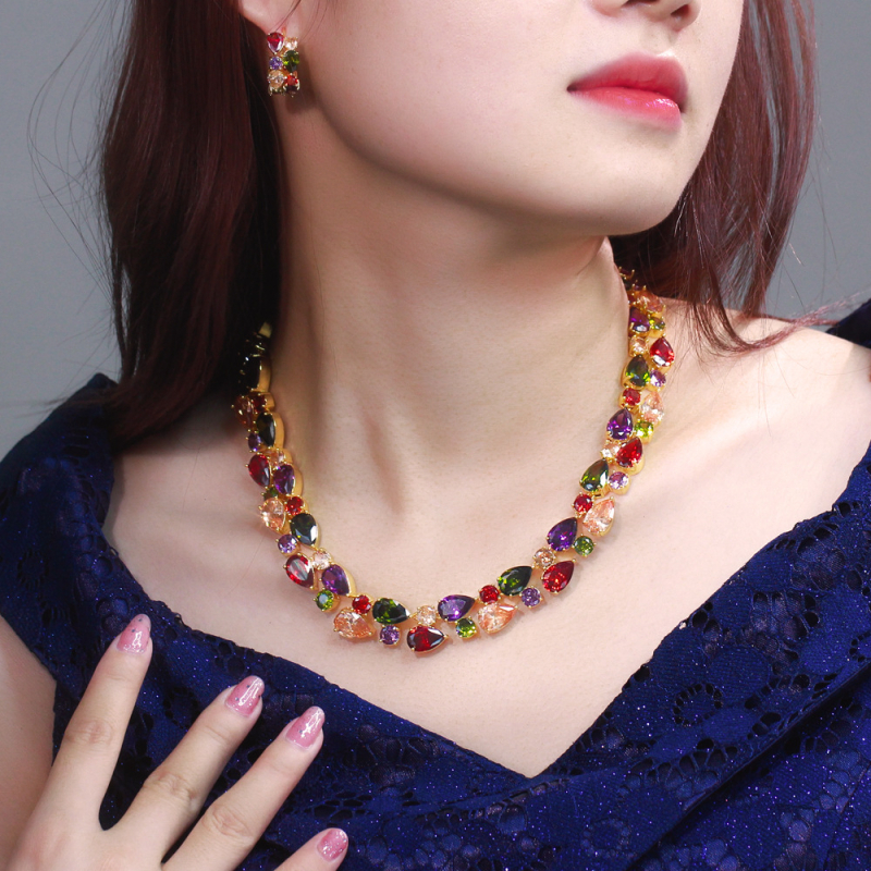 Set naušnica i ogrlice s bakrenom osnovom, elektroplatirano, cirkon, dizajn vodne kapljice