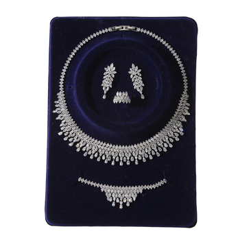 Komplet nakita s cirkonijem, elektroplatiranje – uključuje naušnice, ogrlicu i ručni dodatak, privjesak od cirkonija, lanac u obliku slova O