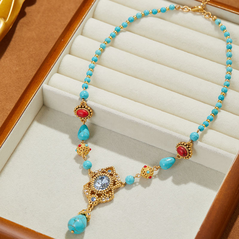 Colier placat cu aur, design geometric, pandant din turcoaz, lanț cu bile, tratament cu diamant