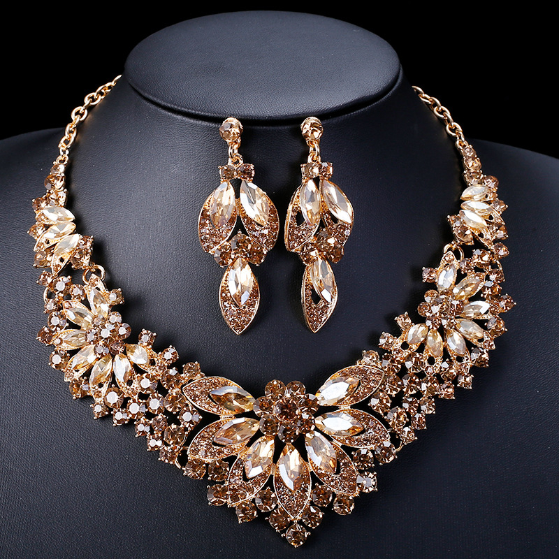 Ženski set ogrlice i naušnica, legura, lanac s kapljicom, privjesak od legure, uzorci: srce, kap voda, zvono, retro književno-umjetnički stil