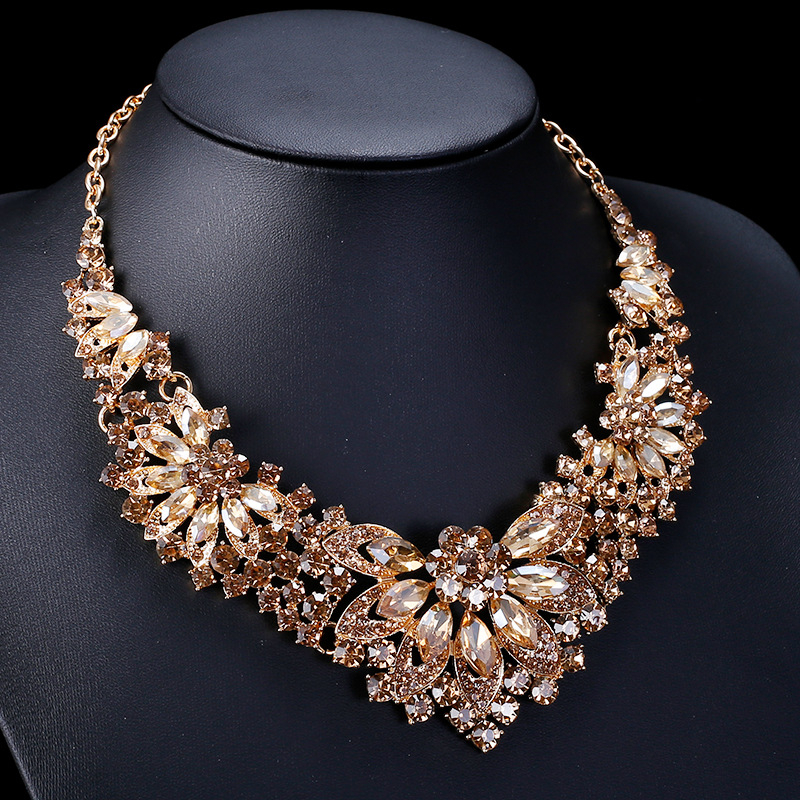 Ženski set ogrlice i naušnica, legura, lanac s kapljicom, privjesak od legure, uzorci: srce, kap voda, zvono, retro književno-umjetnički stil